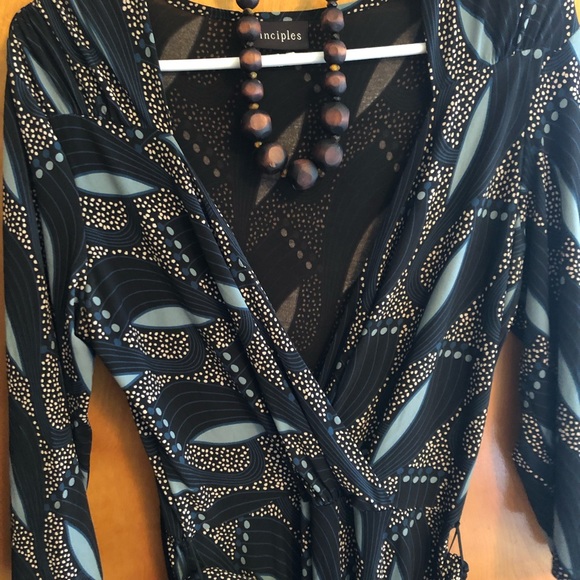 Wrap dress with beautiful pattern, size 12 - Picture 2 of 3